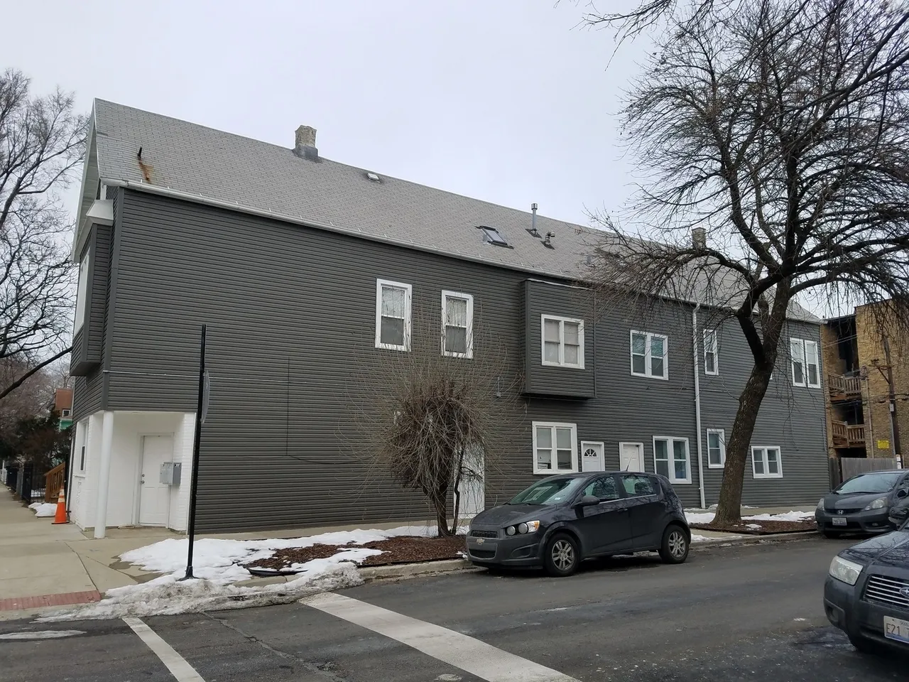 3001 N Albany Ave, Chicago, IL 60618