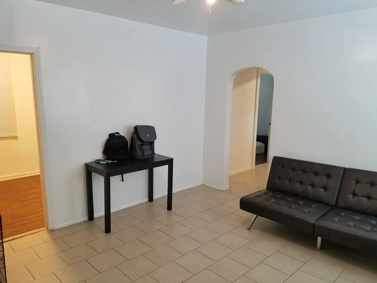 3001 N Albany Ave Interior